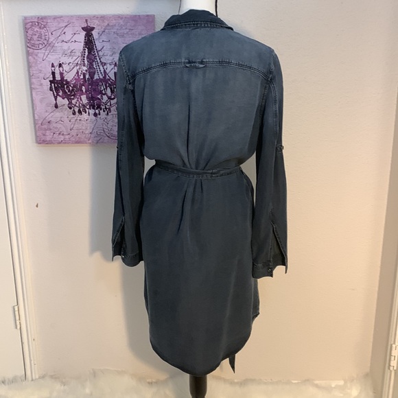 ✨Jean dress w/belt - Size L - Picture 4 of 7